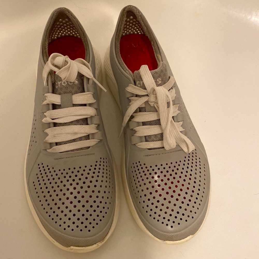 Croc sneaker